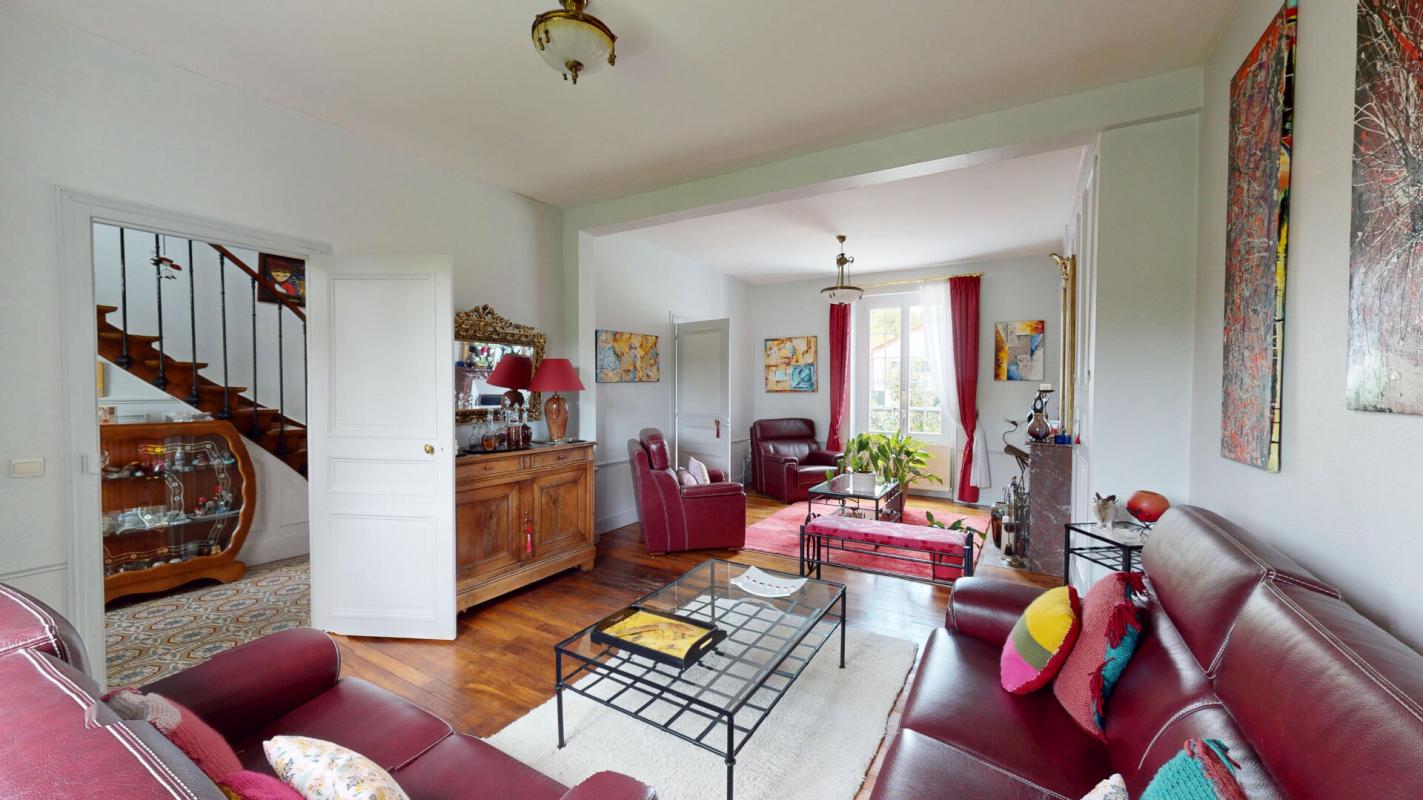 COULOMMIERS MAISON BOURGEOISE  229 M2 + dépendance 155 m2 PRIX  467900 4