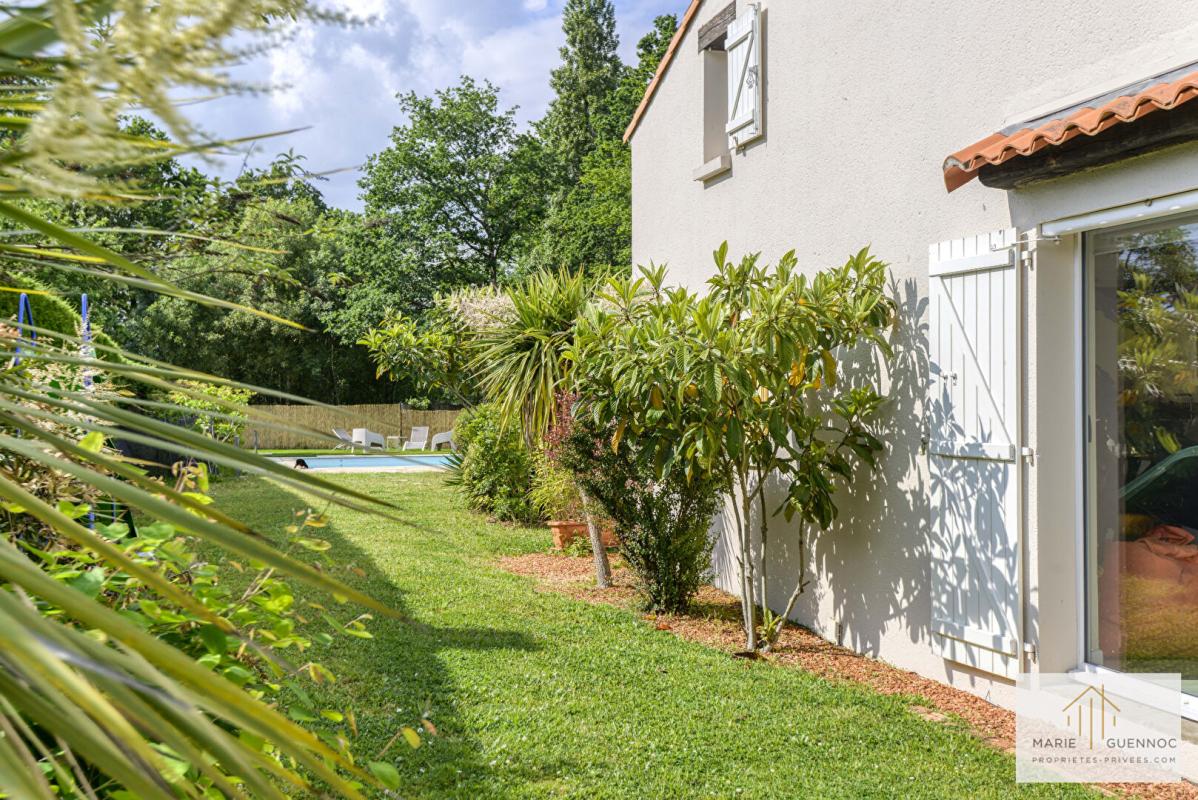 BASSE-GOULAINE Propriété 7 pièce(s) 210 m2 hab Basse-Goulaine 1