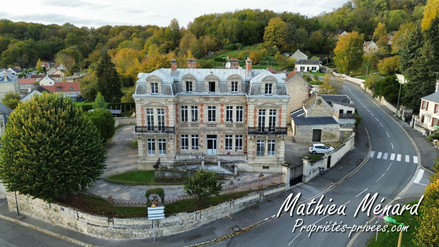 SOISSONS Immeuble de rapport - Pleine propriété - 8 appartements T3 avec stationnements privatifs 1