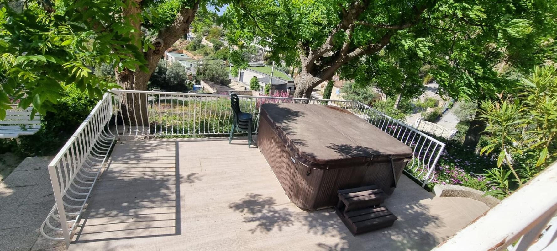BANDOL Villa  10 pièce(s) 220 m2 sur 2000 m² piscinable vue mer 5