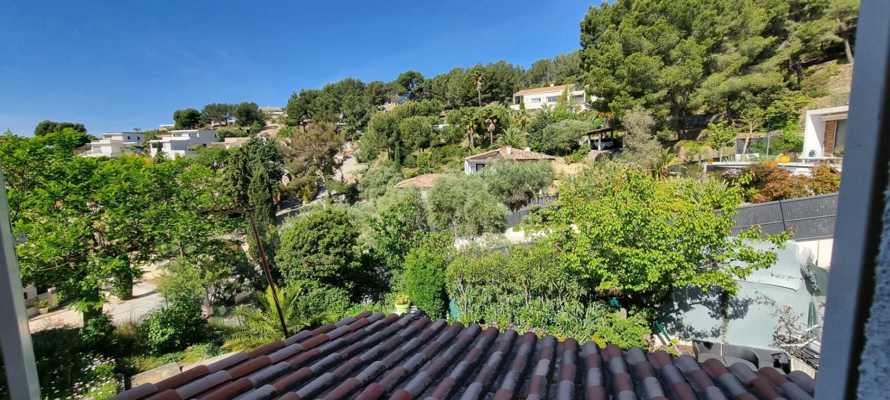 BANDOL Villa  10 pièce(s) 220 m2 sur 2000 m² piscinable vue mer 7