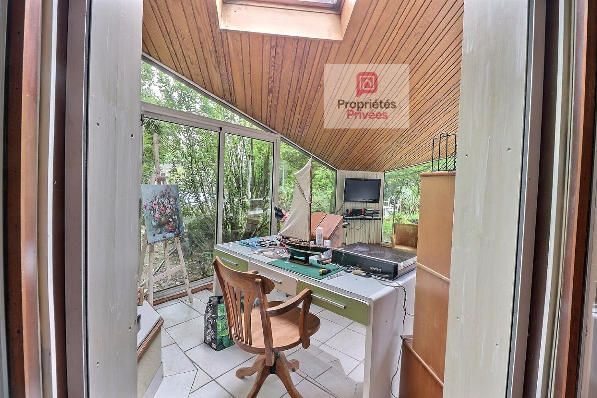 AIGREFEUILLE-D'AUNIS Maison familiale 5 chambres - 209 m² - Sous-sol 160 m² - Piscine - Jardin - Chauffage par Géothermie 11