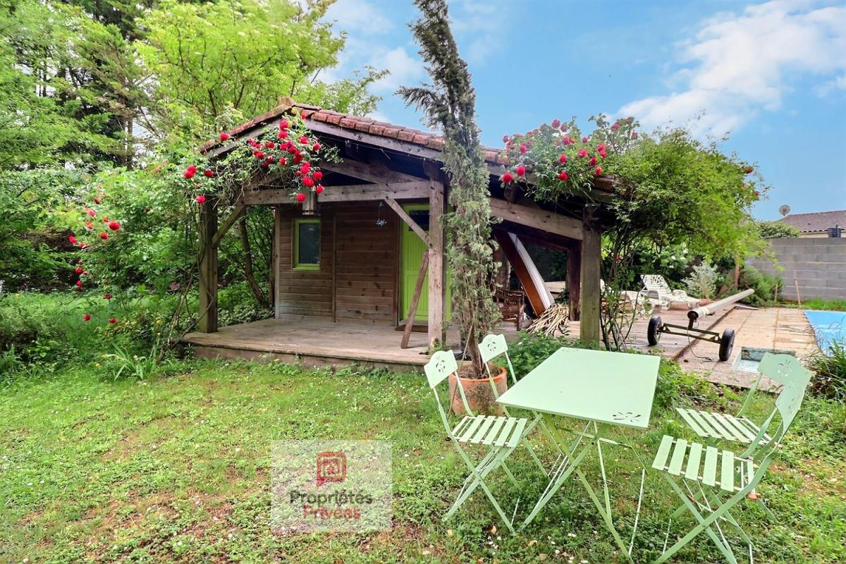 AIGREFEUILLE-D'AUNIS Maison familiale 5 chambres - 209 m² - Sous-sol 160 m² - Piscine - Jardin - Chauffage par Géothermie 18