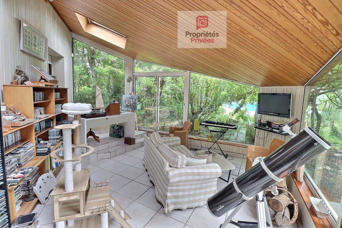 AIGREFEUILLE-D'AUNIS Maison familiale 5 chambres - 209 m² - Sous-sol 160 m² - Piscine - Jardin - Chauffage par Géothermie 9