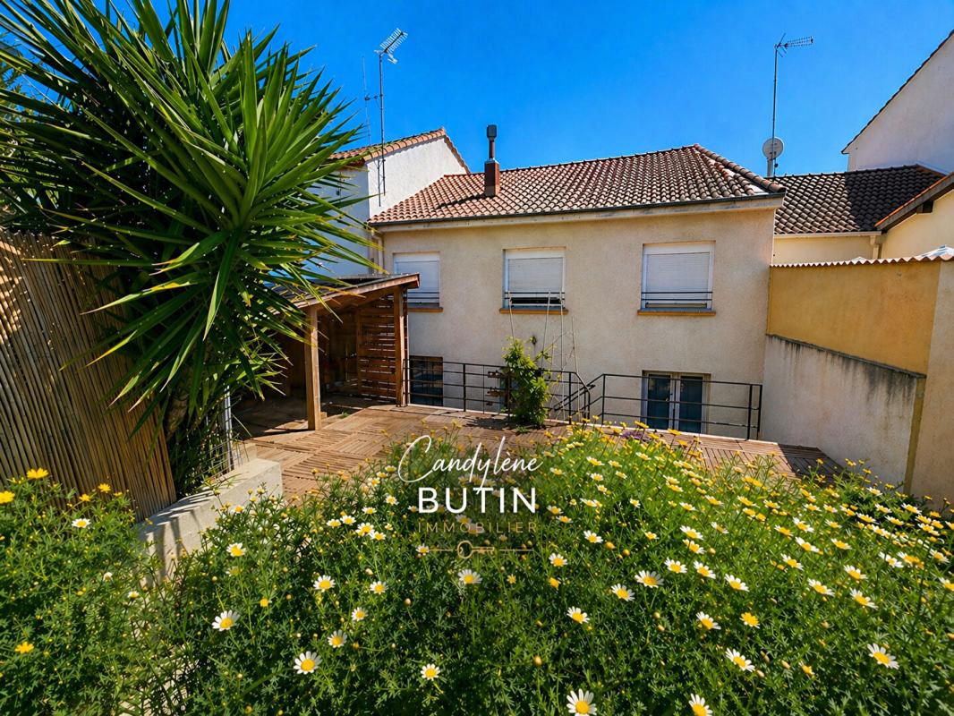 BEZIERS Maison de ville 122 m² , 5 chambres , extérieur avec charme 1