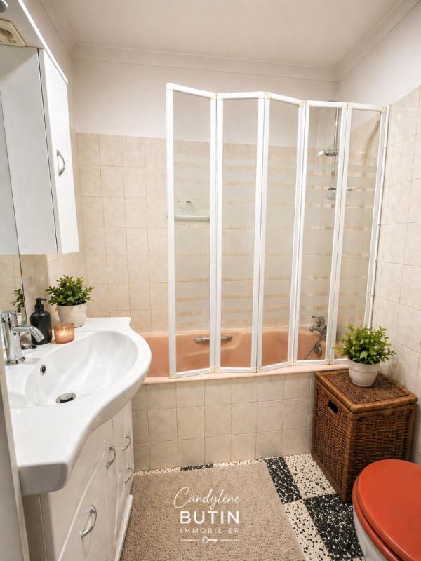 BEZIERS Maison de ville 122 m² , 5 chambres , extérieur avec charme 11