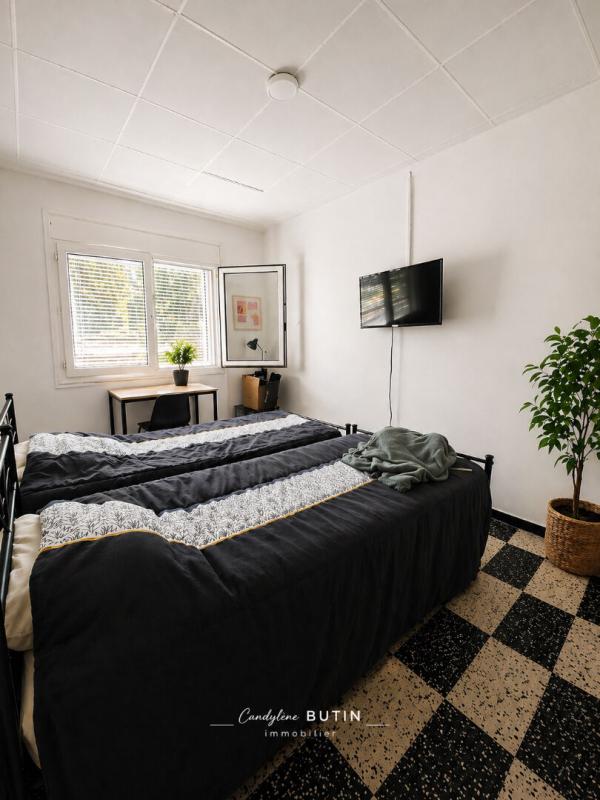 BEZIERS Maison de ville 122 m² , 5 chambres , extérieur avec charme 8