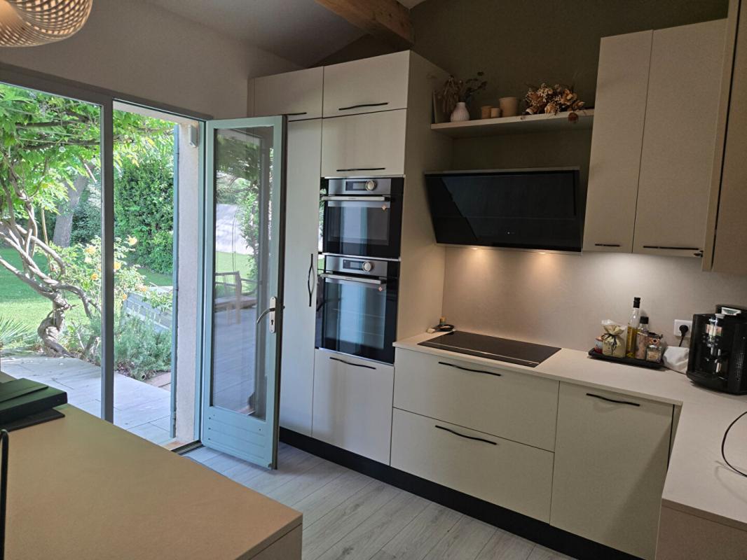 LA CALMETTE Villa La Calmette 6 pièce(s) 113.7 m2 sur 765 m2 6