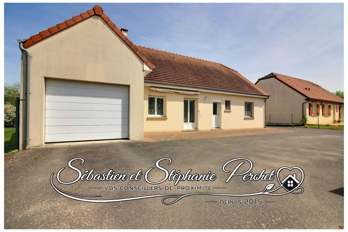 EPIEDS-EN-BEAUCE Maison de plain-pied 2006 ? 3 chambres ? grenier aménageable ? Terrain clos et arboré de 1013 m2 ? Garage 32 m² 1