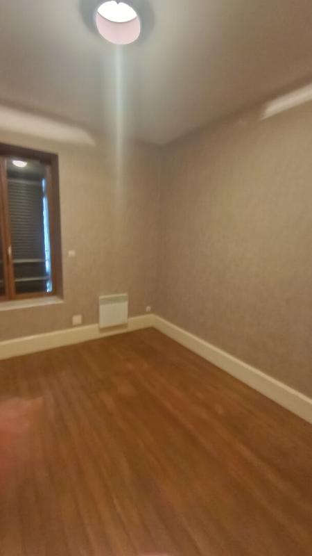 TREVERAY Ensemble immobilier ? F4 + Studio indépendant + Dépendance ? 5 pièces ? 139 m² ? 90 000 5