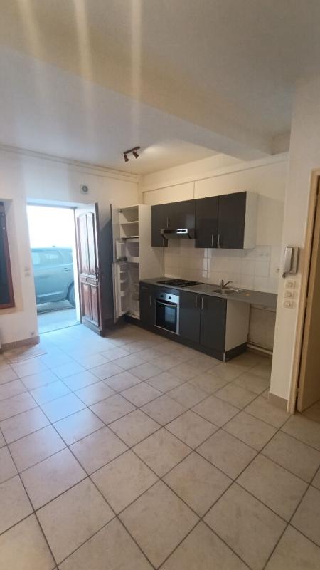 TREVERAY Ensemble immobilier ? F4 + Studio indépendant + Dépendance ? 5 pièces ? 139 m² ? 90 000 8
