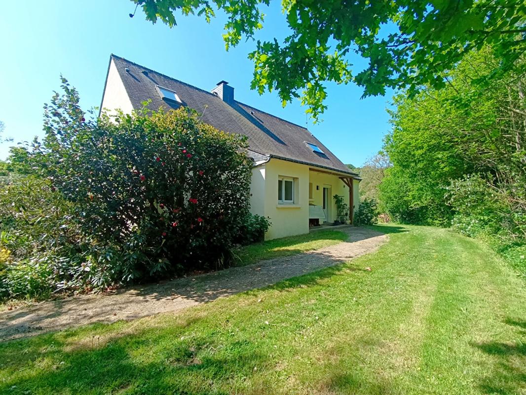 LE SOURN Maison Le Sourn 7 pièce(s) 130 m2 18
