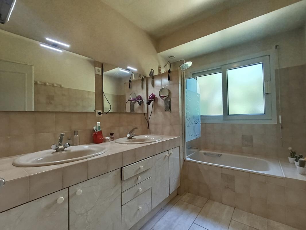 LE SOURN Maison Le Sourn 7 pièce(s) 130 m2 8