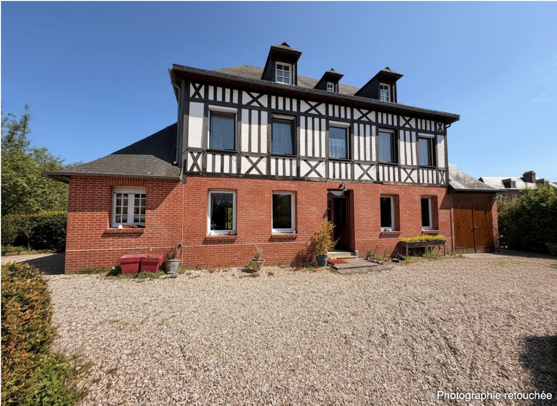 YVETOT Demeure de charme - 235 m² - gare et centre-ville d'Yvetot 1