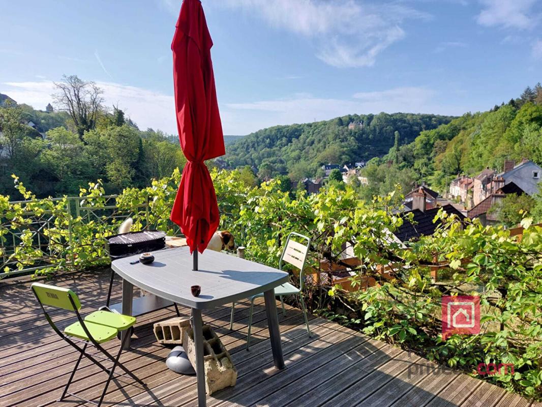 AVALLON Maison Avallon avec jardin et terrasse 15