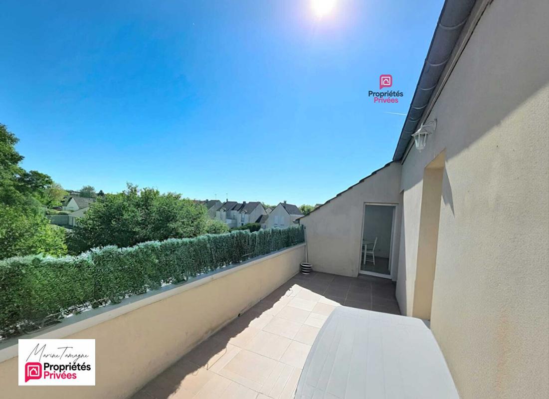 LACROIX-SAINT-OUEN Bel appartement T3 avec grande terrasse Dernier étage Lacroix-Saint-Ouen 5