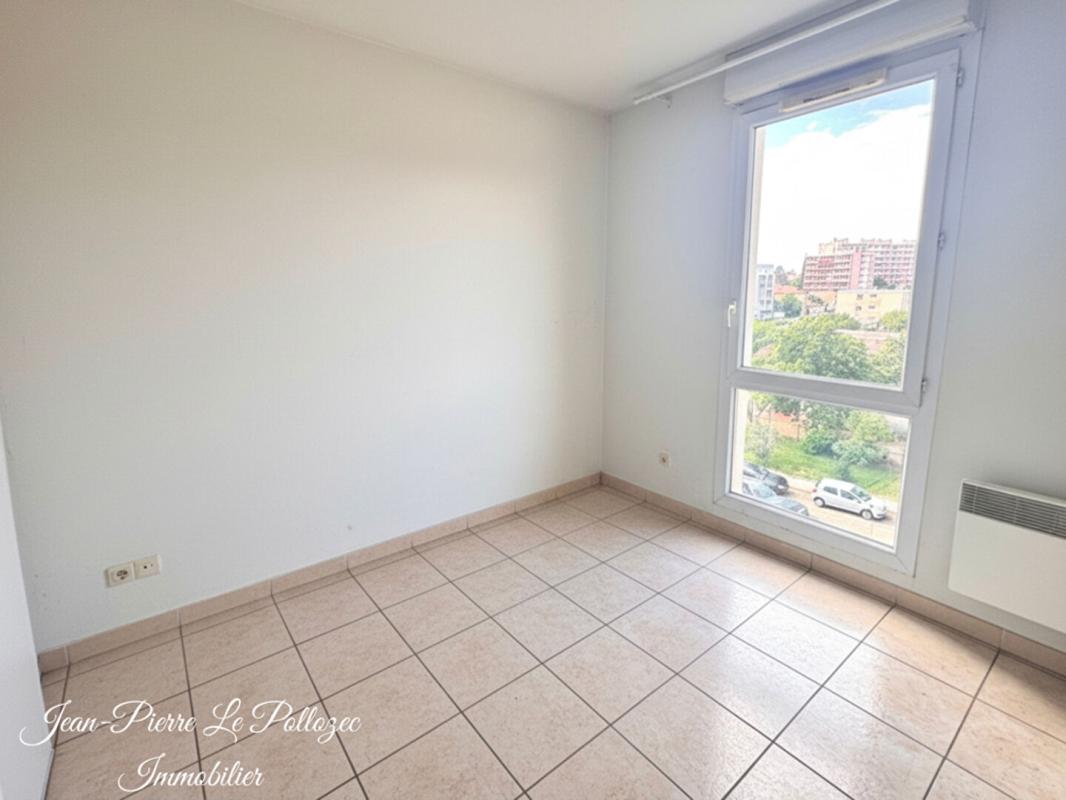 ISTRES Appartement Istres 4 chambres avec garage et parking 3