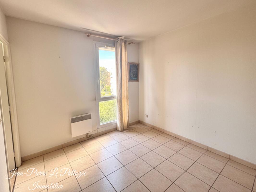 ISTRES Appartement Istres 4 chambres avec garage et parking 5