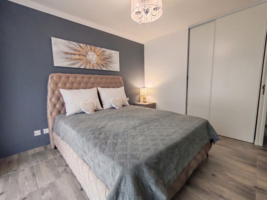 SAINT-PIERRE-DU-PALAIS Maison St Pierre Du Palais 4 pièce(s) 90 m2 7