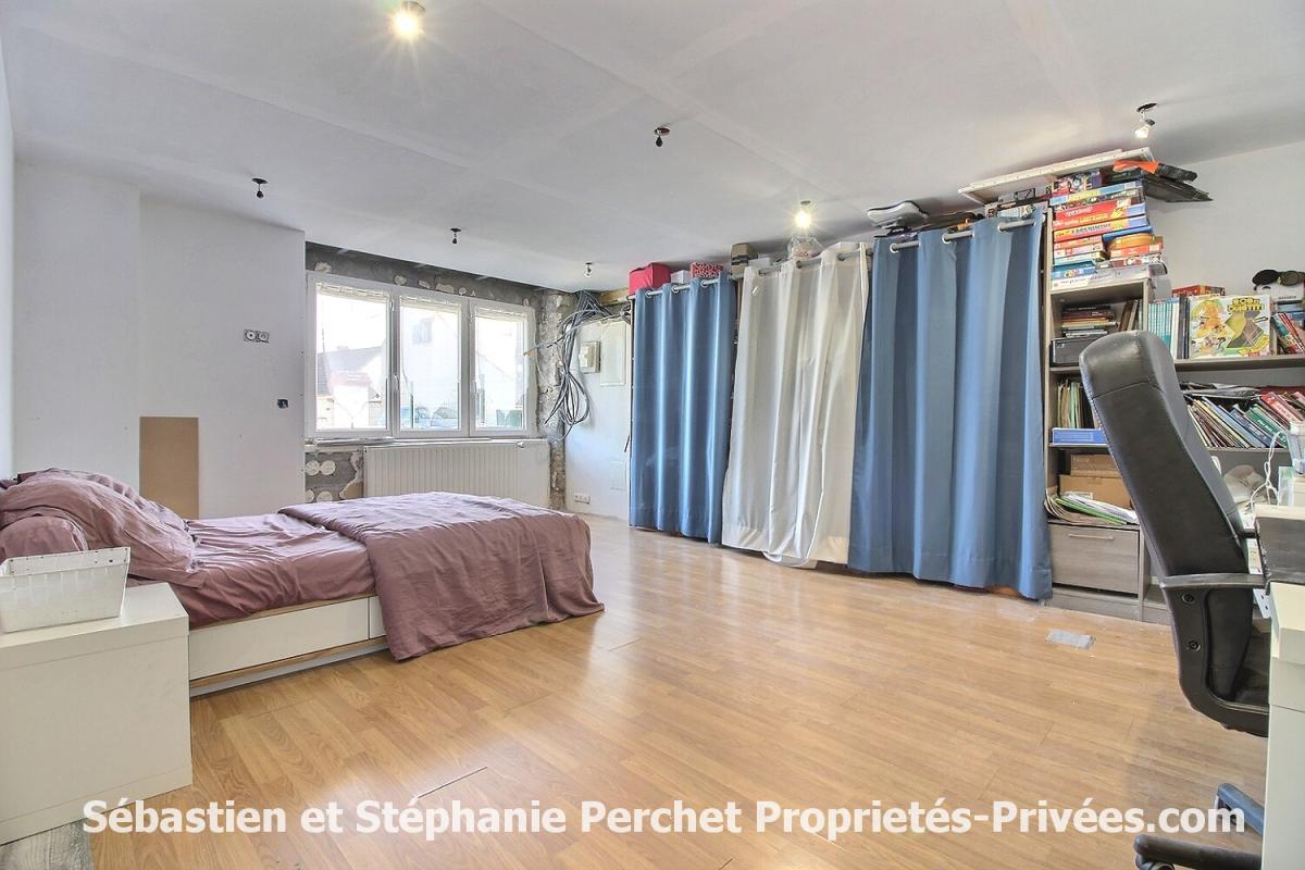 GIDY longère de charme en cours de rénovation -157 m² - 6 chambres -Terrain de 1 388 m² - Grand garage de 60 m² - Environnement calme et fort potentiel 5