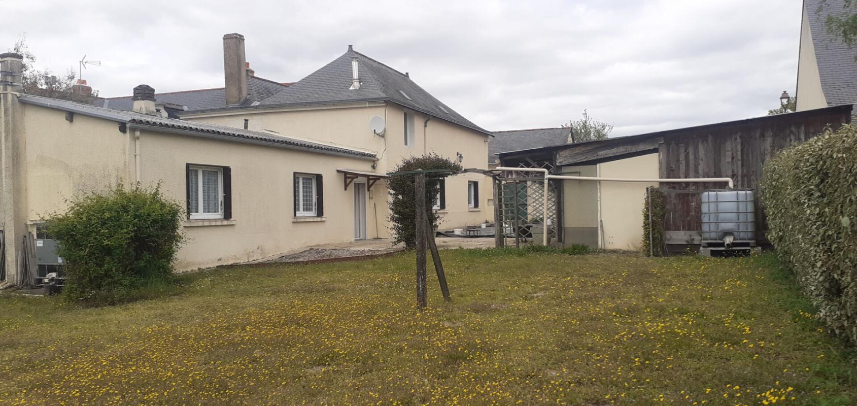 BAUGÉ-EN-ANJOU Maison Bauge 3 pièce(s) 77 m2 1
