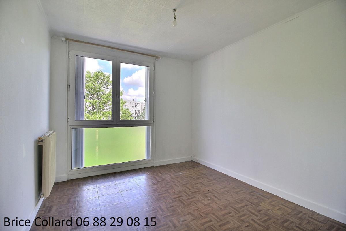 NOGENT-SUR-OISE 60180 NOGENT SUR OISE Appartement 3 chambres 1 balcon (loggia) 1 cave, dernier étage ! 4