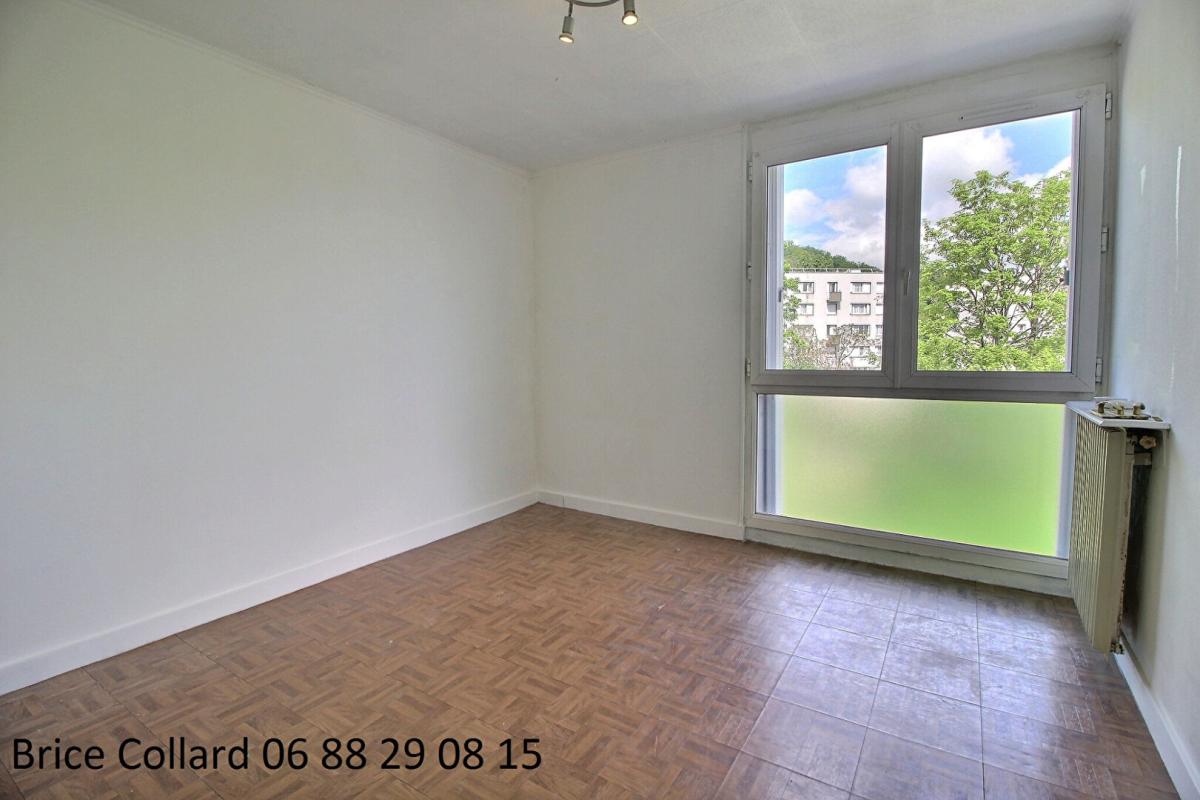 NOGENT-SUR-OISE 60180 NOGENT SUR OISE Appartement 3 chambres 1 balcon (loggia) 1 cave, dernier étage ! 5