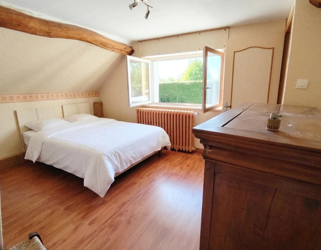 BONNEVAL Maison proche de Bonneval 115 m2 avec 4 chambres 8