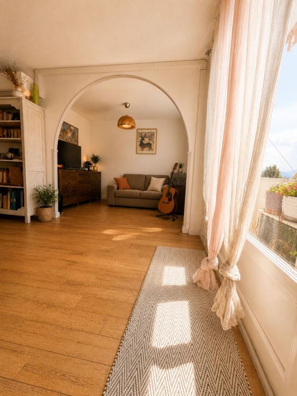 LA TRONCHE Appartement La Tronche 5 pièce(s) 74 m2 2