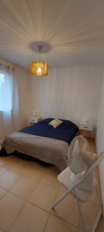 NIMES 30. GARD. NIMES. Belle maison contemporaine de 84 m2 sur terrain arboré de 728 m2 avec piscine quartier Carreau de Lanes 10