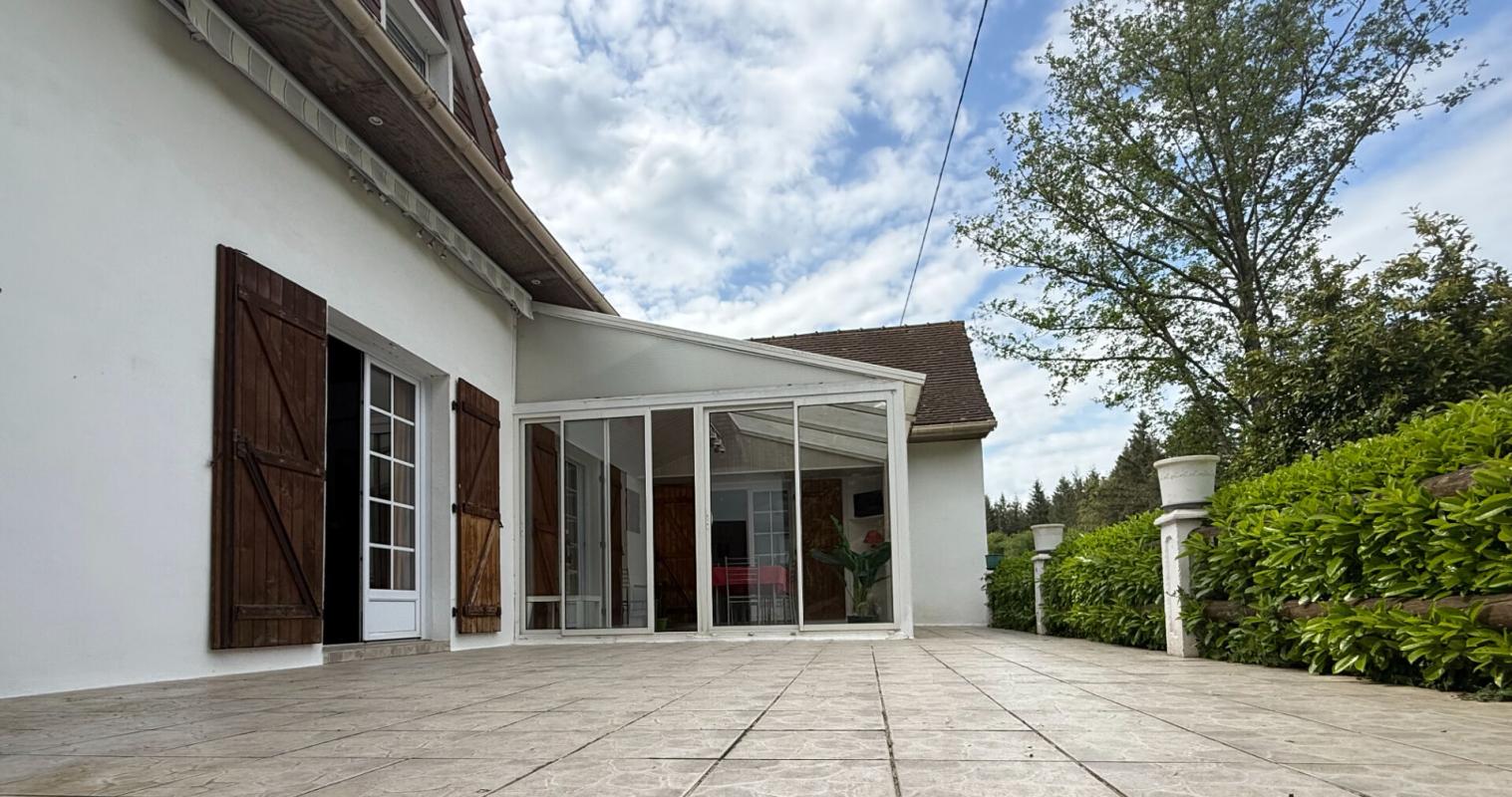 VILLENEUVE-SUR-ALLIER Maison Villeneuve Sur Allier 5 pièce(s) 220 m2 4