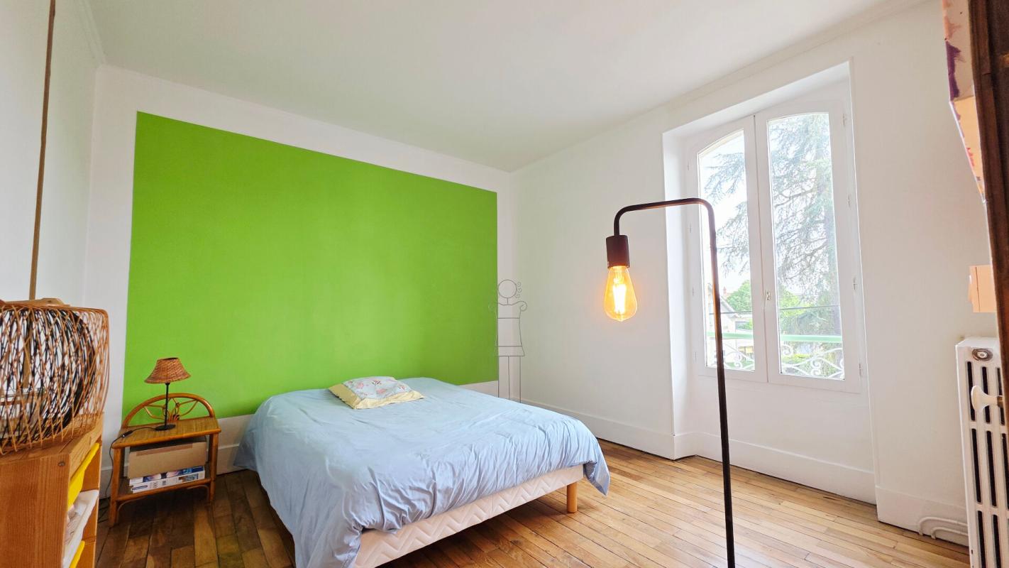 BOURGES BOURGES MAISON 183 M² 7 PIECES 5 CHAMBRES PISCINE 15