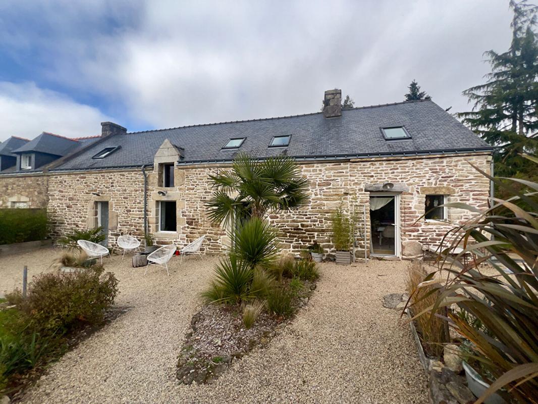 CAMORS Maison en pierre rénovée - 3 chambres - Terrain 1380 m² 15