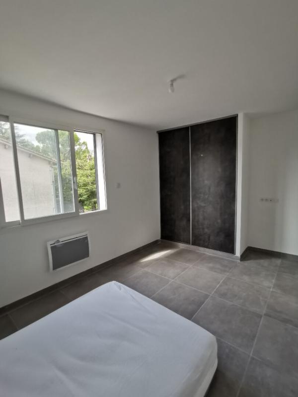 SAINT-PRIVAT-DES-VIEUX Villa Saint Privat Des Vieux 6 pièce(s) 130 m2 4 CHAMBRES  + GARAGE 10