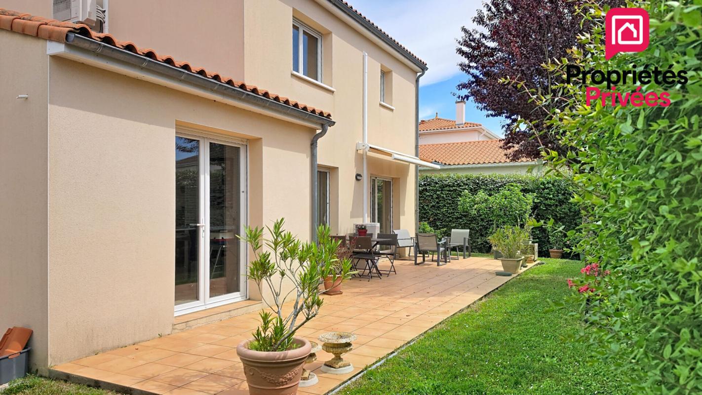 ROYAN Maison Royan 6 pièce(s) 127 m2 1