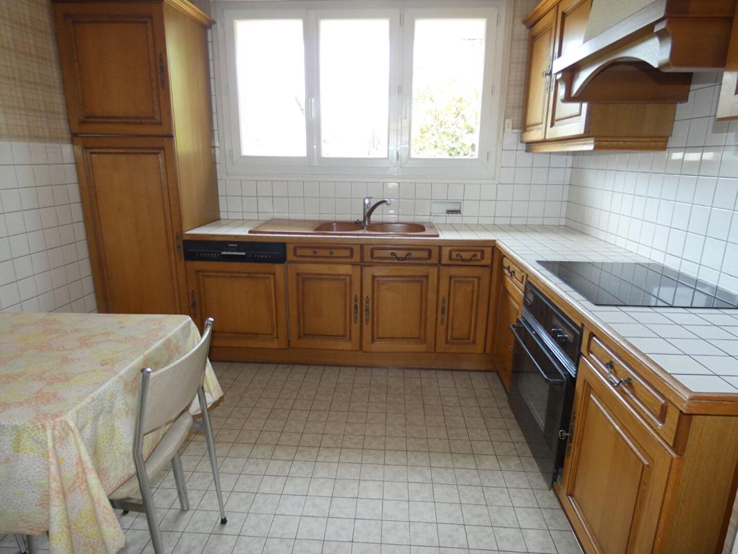 IVRY-LA-BATAILLE Maison Ivry La Bataille 4 pièce(s) 72 m2 5