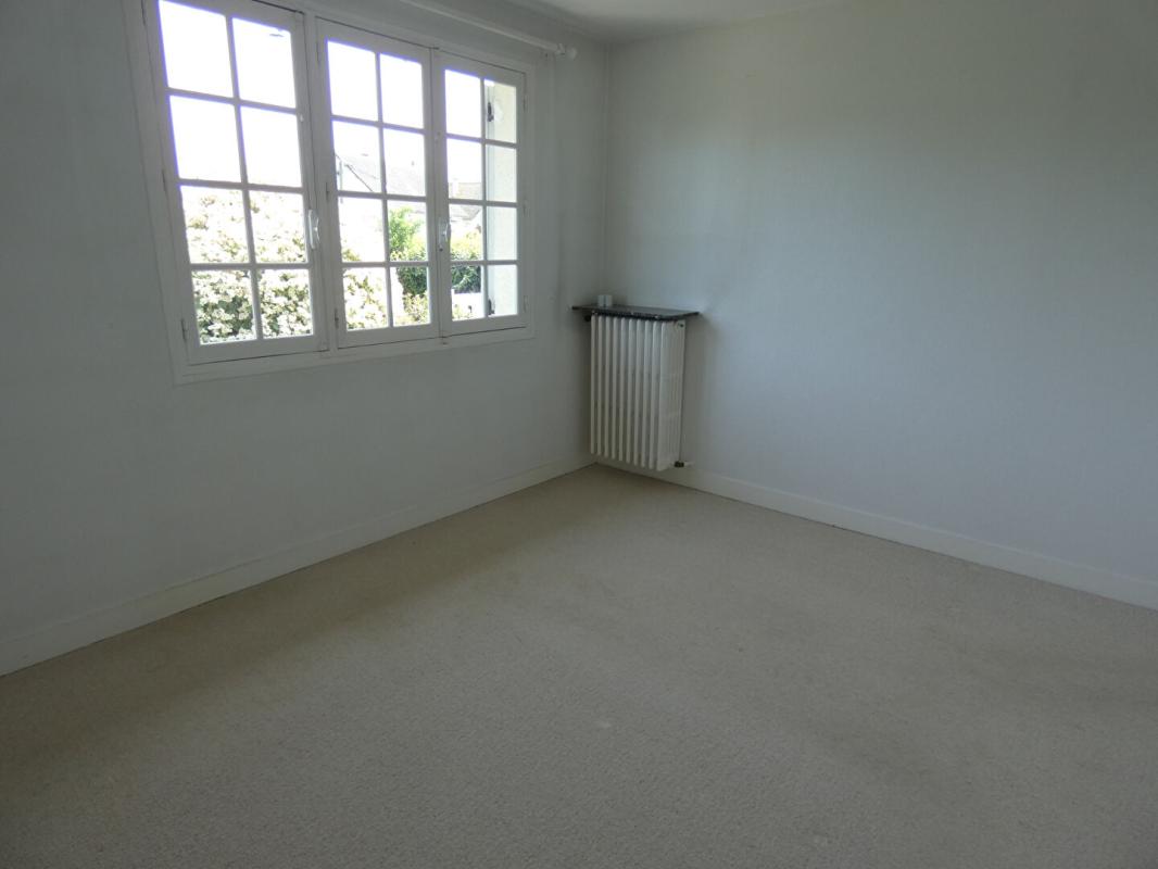 IVRY-LA-BATAILLE Maison Ivry La Bataille 4 pièce(s) 72 m2 6