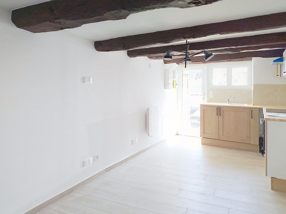 MONTMEYAN Appartement Montmeyan 1 pièce(s) 20 m2 1
