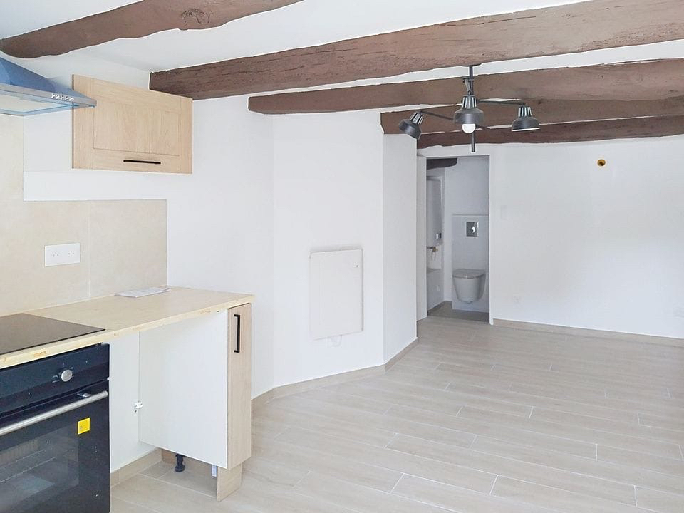 MONTMEYAN Appartement Montmeyan 1 pièce(s) 20 m2 7