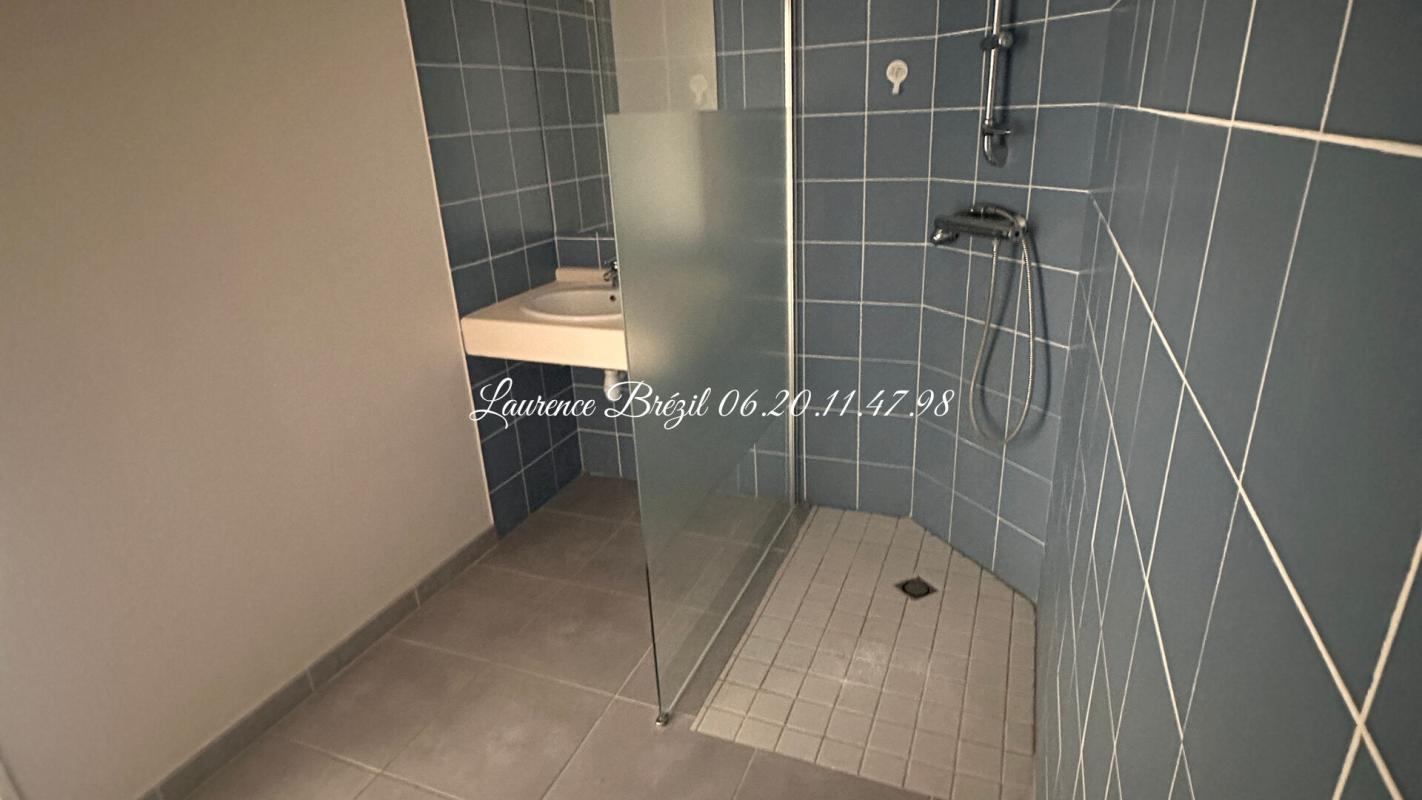 MANOSQUE Manosque - Appartement T3 Standing - 90 m2 - Terrasse - Ascenseur 8