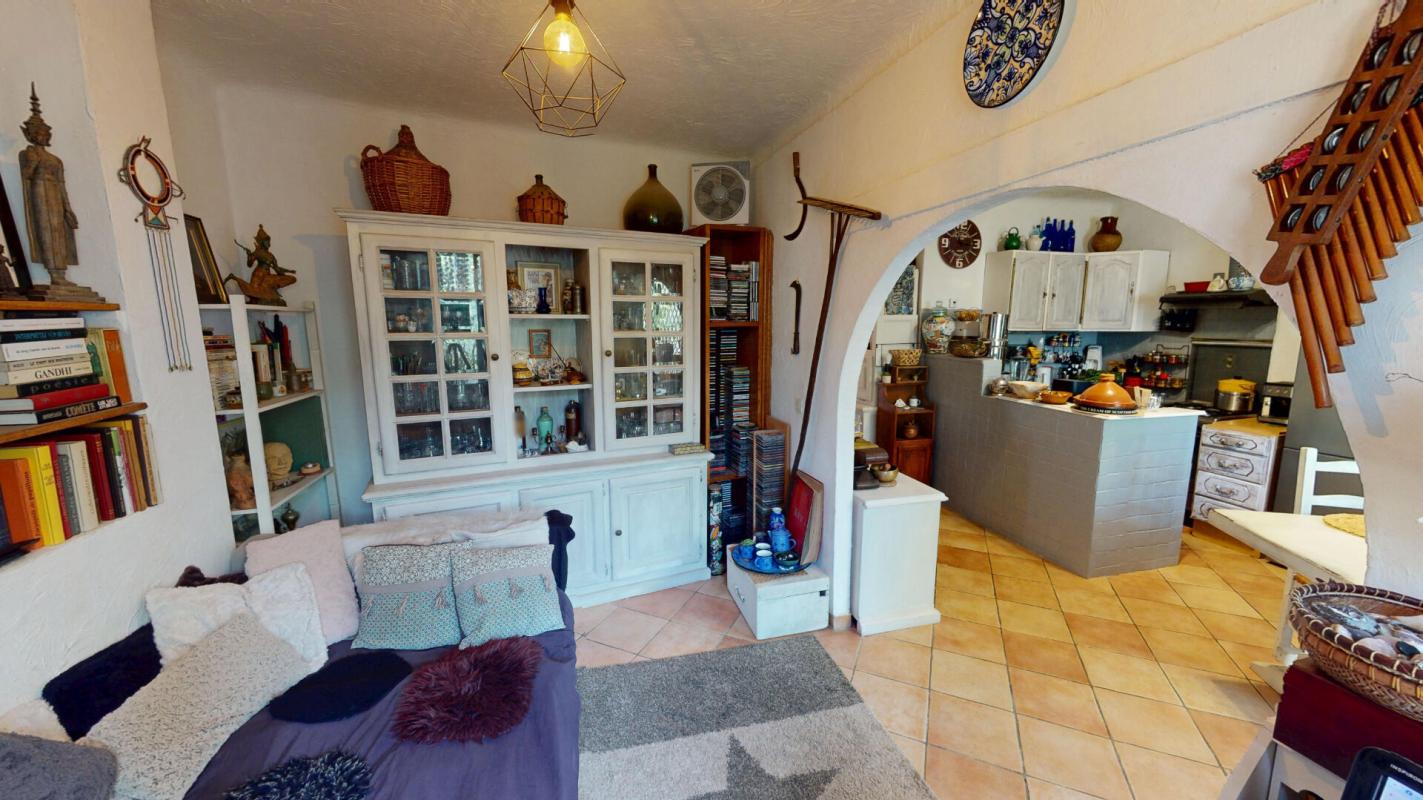 DRAGUIGNAN Appartement T3 58m² DRAGUIGNAN - Centre-ville, charme et authenticité 5
