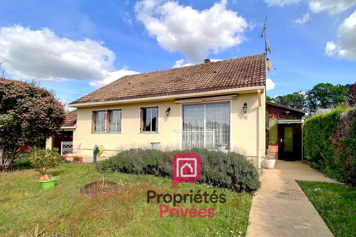 VILLEMANDEUR VILLEMANDEUR - Au calme, proche de tout - A VENDRE Maison 84 m2 - 3 chambres - Garage, avec jardin 1