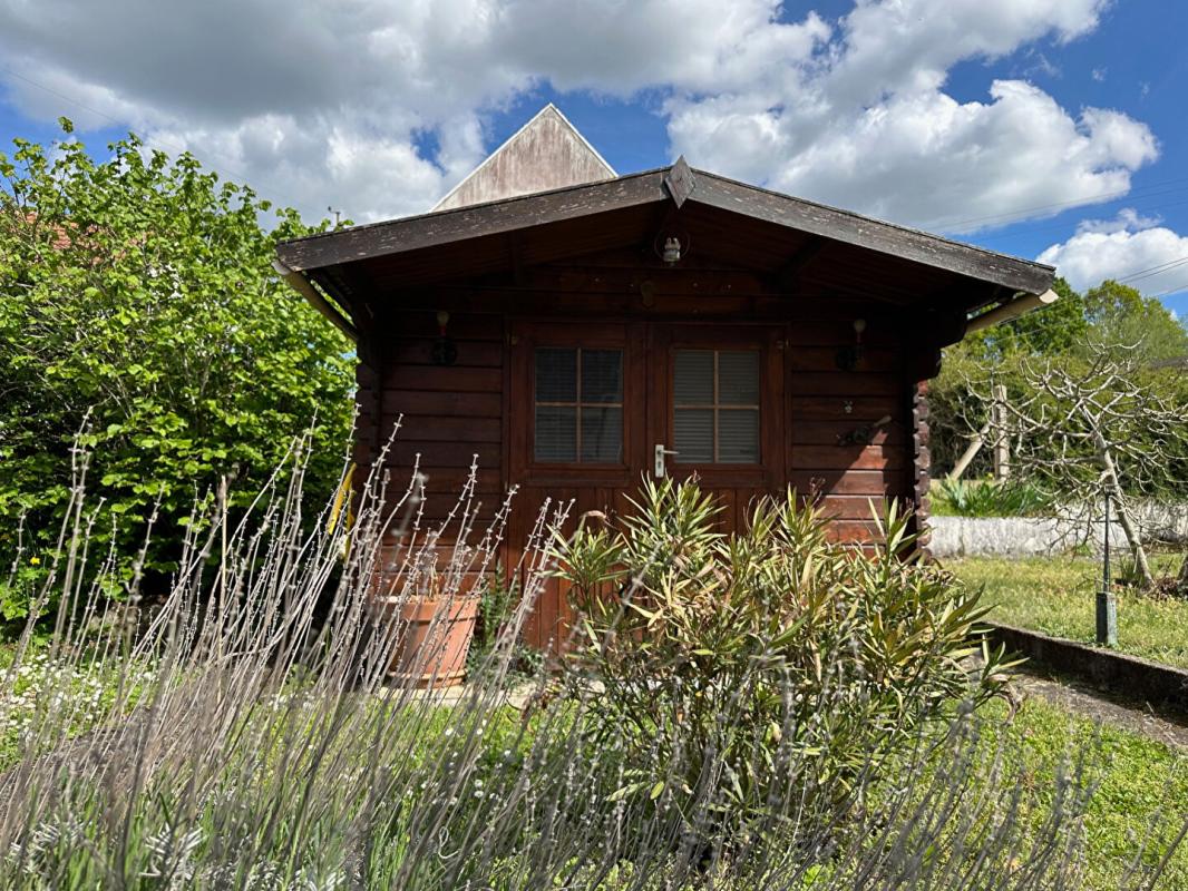 VILLEMANDEUR VILLEMANDEUR - - A VENDRE Maison 84 m2 - 3 chambres - Garage, avec jardin 10