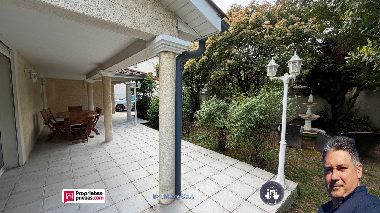 VENISSIEUX MAISON INDIVIDUELLE 4 CHAMBRES VENISSIEUX  147.31 m2 14