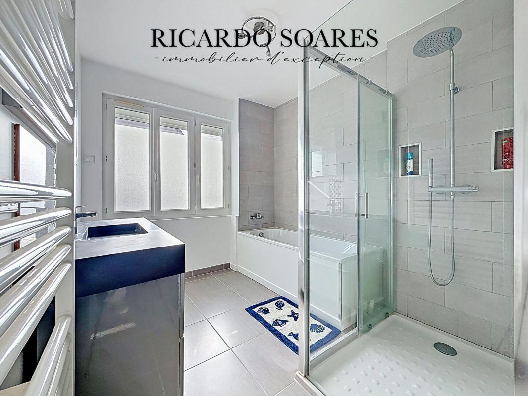 MONCEAUX MONCEAUX 60940 - MAISON FAMILIALE RÉNOVÉE EN 2021 / 129m² au sol / 4 CHAMBRES / SOUS-SOL TOTAL / TERRAIN 787 m² 7