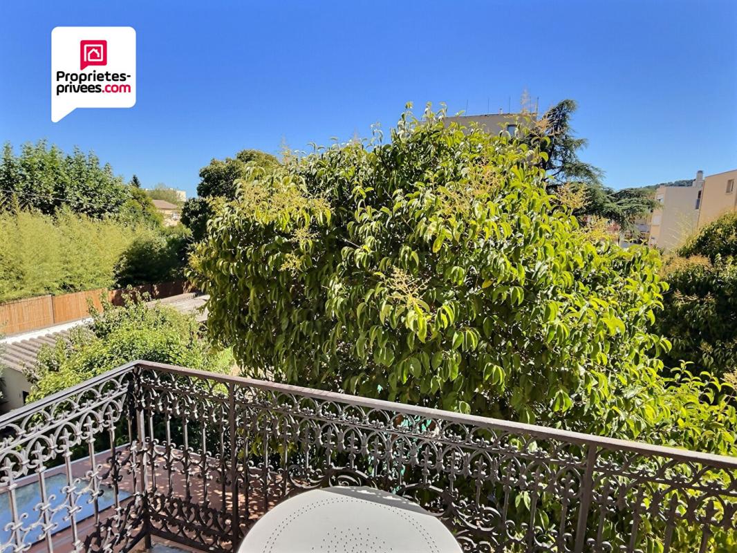 DRAGUIGNAN APPARTEMENT de Type 2 - Maison Bourgeoise 2