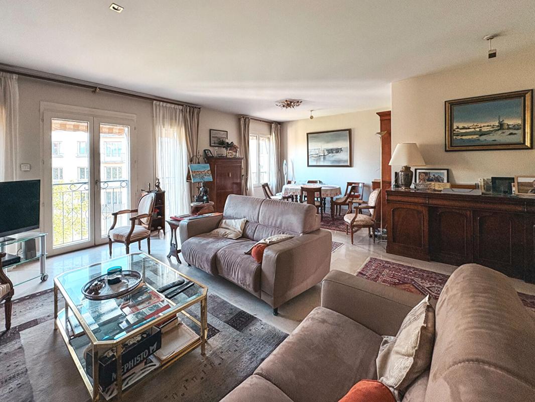 NANTES Appartement duplex132m2 avec terrasse et garage de 60m2 - Rue Cassini 1