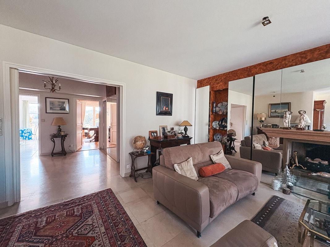 NANTES Appartement duplex132m2 avec terrasse et garage de 60m2 - Rue Cassini 3