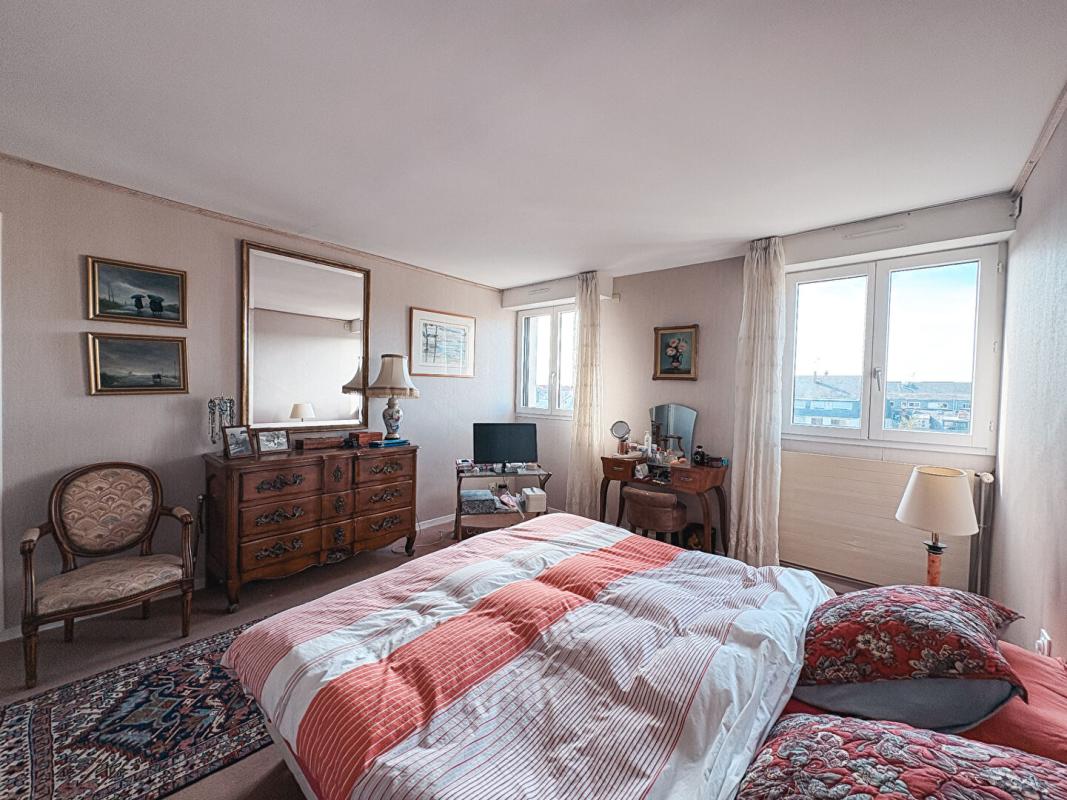 NANTES Appartement duplex132m2 avec terrasse et garage de 60m2 - Rue Cassini 7