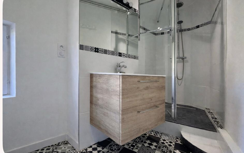 MOMBRIER A 20 minutes de Saint-André de Cubzac - Au calme belle Girondine en pierre rénovée - 197 m2 habitables -7P- 4 Chambres -  2000 m2 de Terrain - Piscine 13